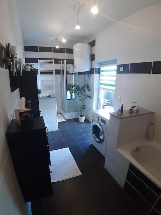 Bello Apartamento Graben-Neudorf Εξωτερικό φωτογραφία